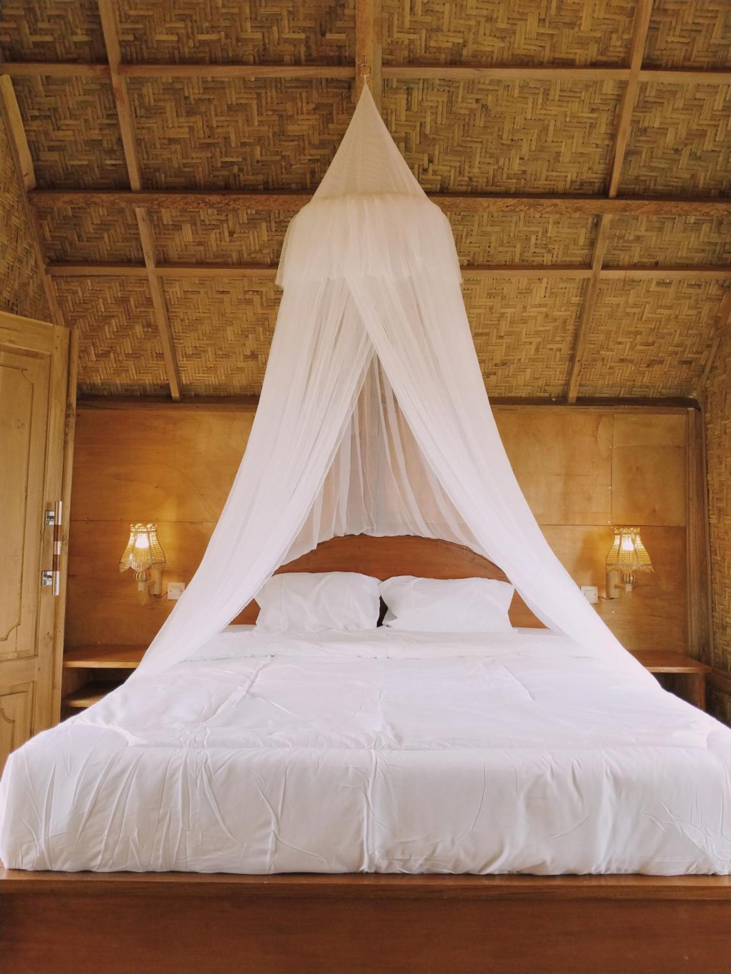 Dewi Rinjani Homestay เตเตบาตู ภายนอก รูปภาพ