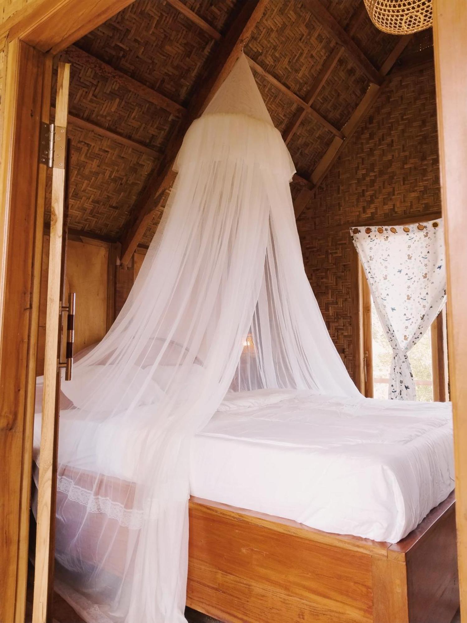 Dewi Rinjani Homestay เตเตบาตู ภายนอก รูปภาพ